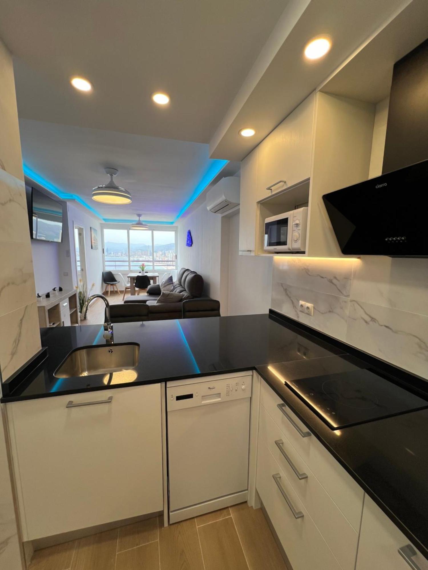 Hany Tropic Mar 18-c Apartment *